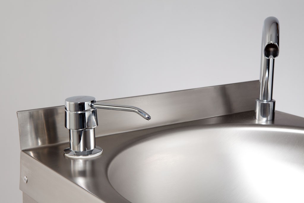 Pio lava mãos 40x40 c/doseador e papeleira Climainox | Eduardo Verde